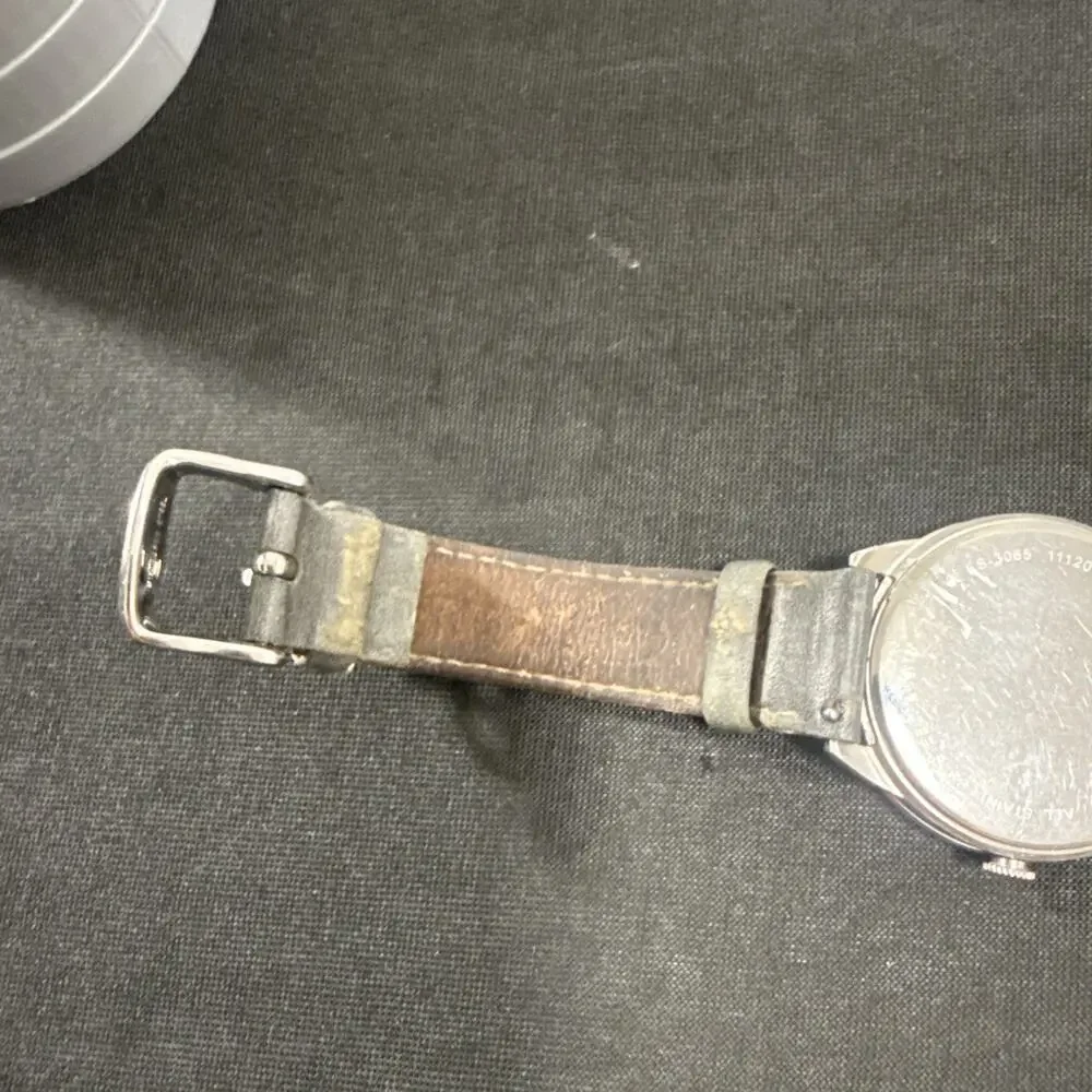 Fossil up auction
